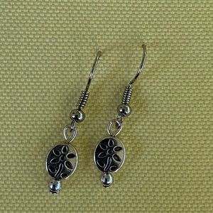 Floral earrings stainless steel.